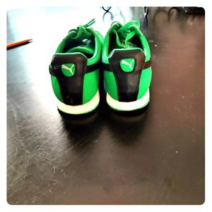 Vintage Green Puma Roma